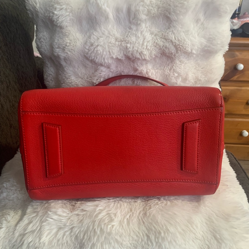 Givenchy Red Shoulder Bag - Picture 6 of 16